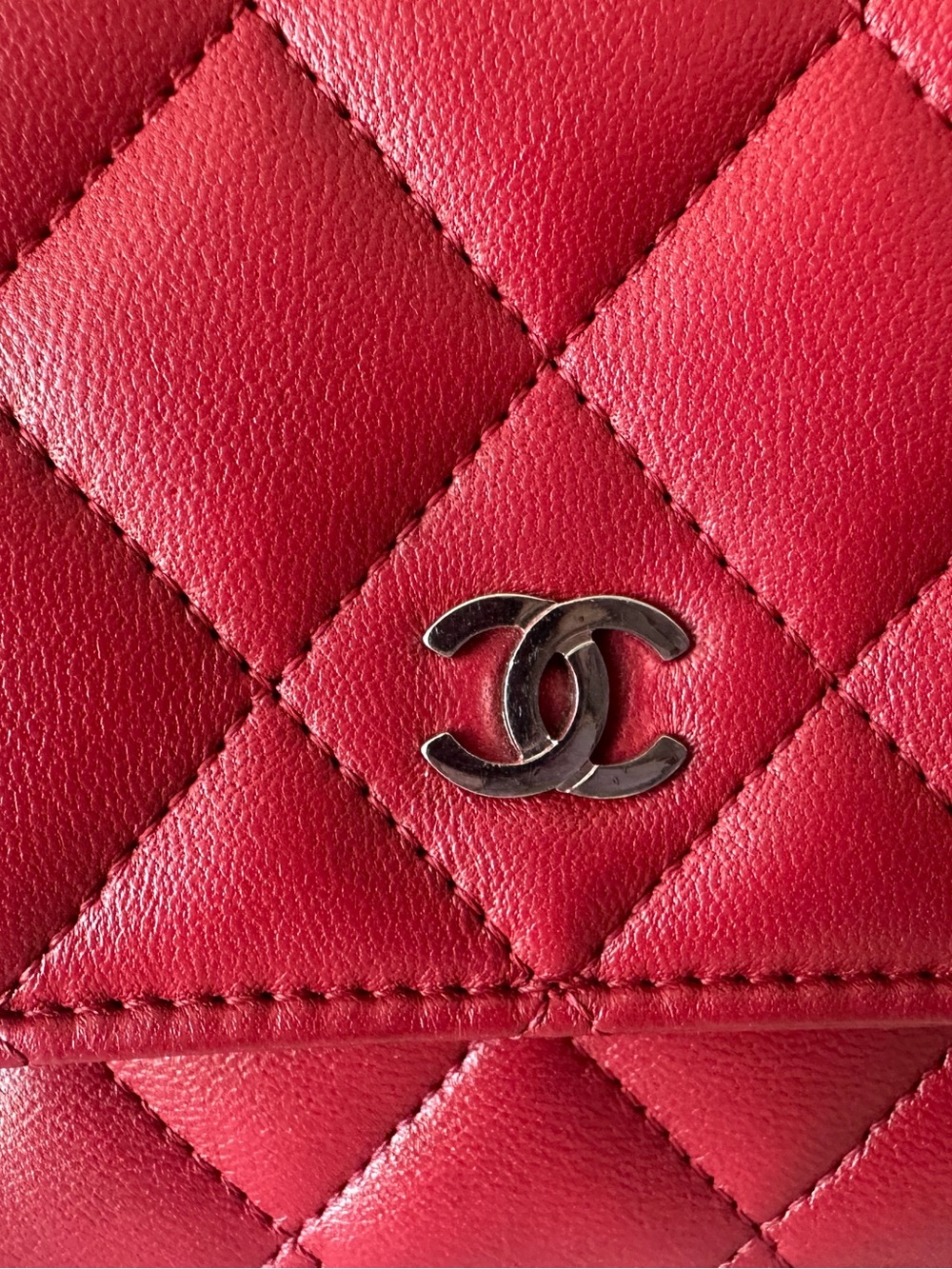 Chanel Classic WOC Wallet On Chain Red Lambskin Silver HW Pristine - Entrupy COA - Picture 15 of 16
